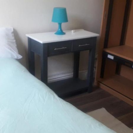Bright Home Guest House แมนเชสเตอร์ ภายนอก รูปภาพ